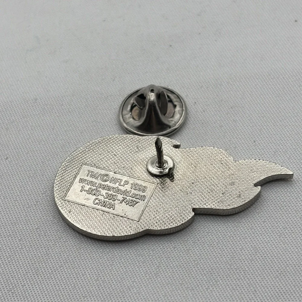 Tennessee Titans Flames Logo NFL Football Lapel Hat Pin